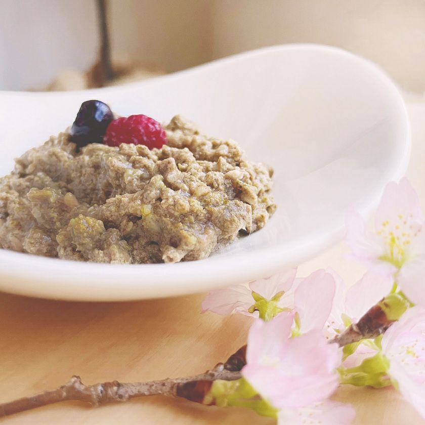 Bioliob ビオリオーブ】ラビット 春のごちそう　ミックスベリー添え